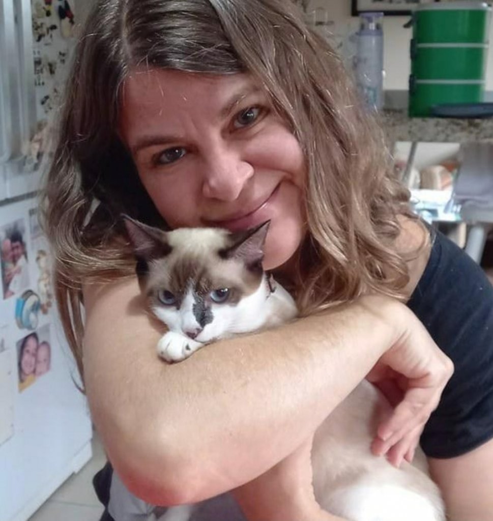 Rosângela Rezende escreve sobre "Amor felino"